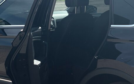 Volkswagen Tiguan II, 2017 год, 2 800 000 рублей, 9 фотография