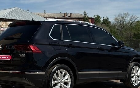 Volkswagen Tiguan II, 2017 год, 2 800 000 рублей, 3 фотография