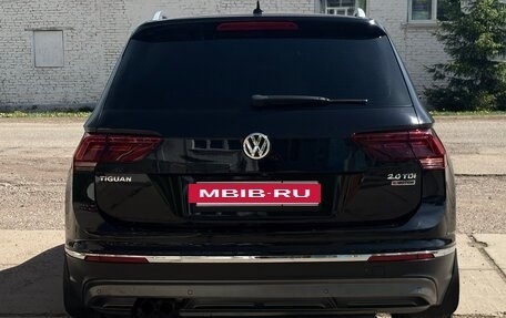 Volkswagen Tiguan II, 2017 год, 2 800 000 рублей, 8 фотография