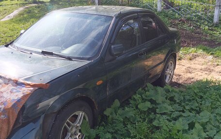 Mazda 323, 2003 год, 100 000 рублей, 2 фотография