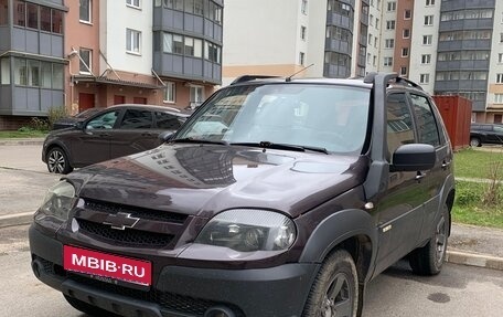 Chevrolet Niva I рестайлинг, 2017 год, 600 000 рублей, 1 фотография