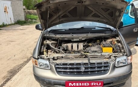 Chrysler Voyager III, 1998 год, 165 000 рублей, 3 фотография