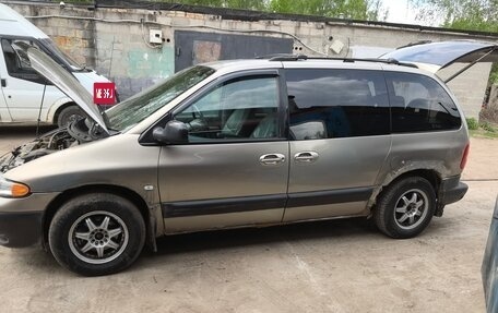 Chrysler Voyager III, 1998 год, 165 000 рублей, 7 фотография