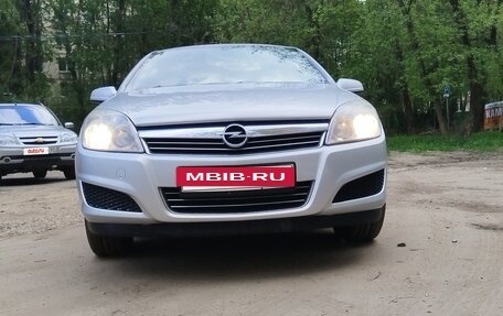 Opel Astra H, 2008 год, 580 000 рублей, 2 фотография