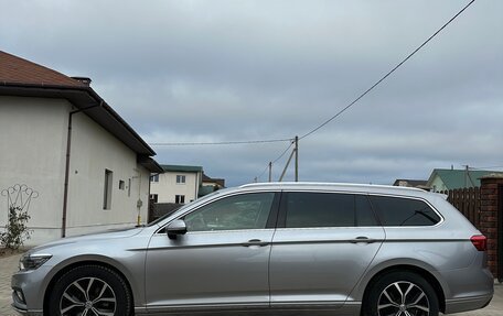 Volkswagen Passat B8 рестайлинг, 2019 год, 1 680 000 рублей, 6 фотография