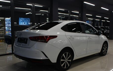 Hyundai Solaris II рестайлинг, 2021 год, 1 499 000 рублей, 2 фотография