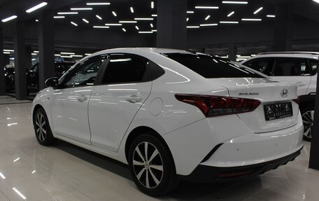 Hyundai Solaris II рестайлинг, 2021 год, 1 499 000 рублей, 4 фотография