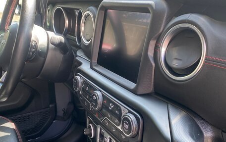 Jeep Wrangler, 2020 год, 4 900 000 рублей, 13 фотография