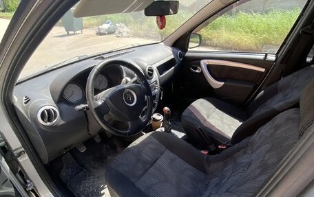Renault Logan I, 2013 год, 420 000 рублей, 6 фотография