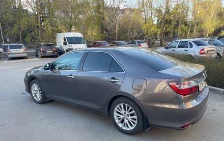 Toyota Camry, 2015 год, 2 100 000 рублей, 5 фотография