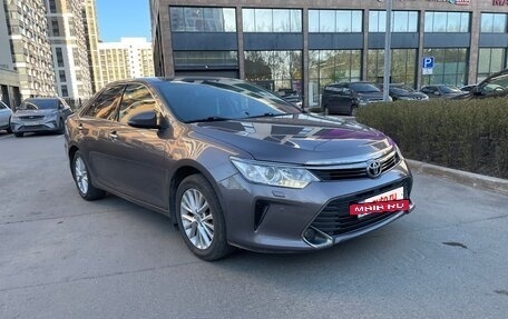 Toyota Camry, 2015 год, 2 100 000 рублей, 2 фотография
