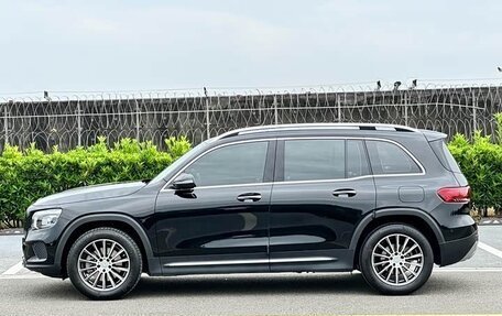 Mercedes-Benz GLB, 2021 год, 2 340 000 рублей, 7 фотография