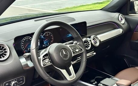 Mercedes-Benz GLB, 2021 год, 2 340 000 рублей, 8 фотография