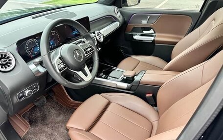 Mercedes-Benz GLB, 2021 год, 2 340 000 рублей, 9 фотография