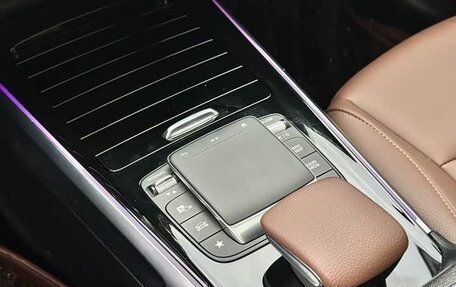 Mercedes-Benz GLB, 2021 год, 2 340 000 рублей, 14 фотография