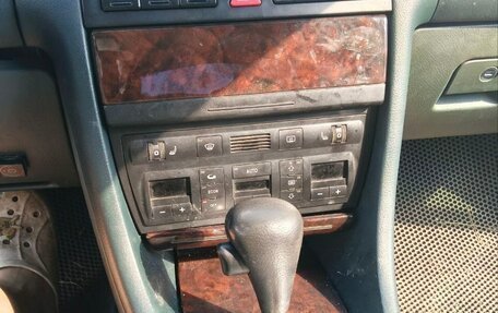 Audi A6, 1998 год, 350 000 рублей, 8 фотография