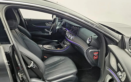 Mercedes-Benz CLS, 2022 год, 5 880 000 рублей, 11 фотография