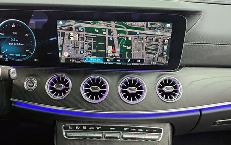 Mercedes-Benz CLS, 2022 год, 5 880 000 рублей, 13 фотография