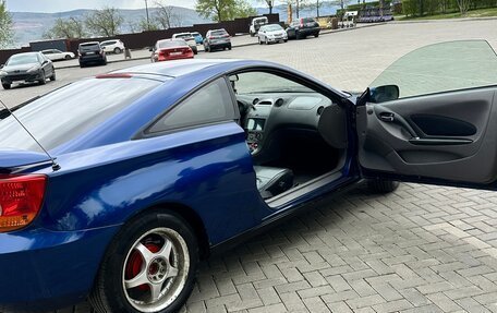 Toyota Celica VII рестайлинг, 2000 год, 590 000 рублей, 3 фотография
