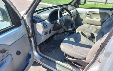 Renault Kangoo II рестайлинг, 2005 год, 390 000 рублей, 10 фотография