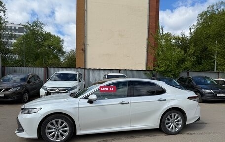 Toyota Camry, 2018 год, 2 700 000 рублей, 2 фотография