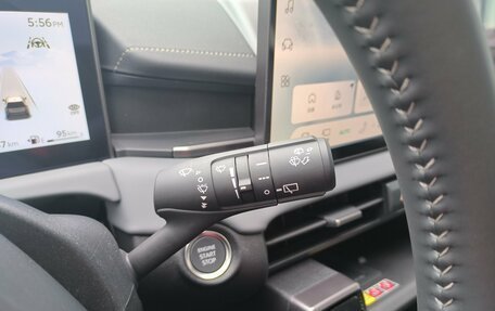 Toyota RAV4, 2026 год, 4 390 000 рублей, 33 фотография
