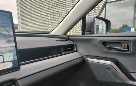 Toyota RAV4, 2026 год, 4 390 000 рублей, 36 фотография