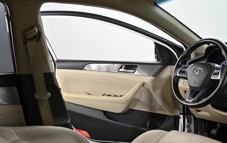 Hyundai Sonata VII, 2019 год, 1 699 000 рублей, 14 фотография