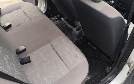 Renault Logan I, 2014 год, 670 000 рублей, 13 фотография