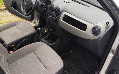 Renault Logan I, 2014 год, 670 000 рублей, 14 фотография
