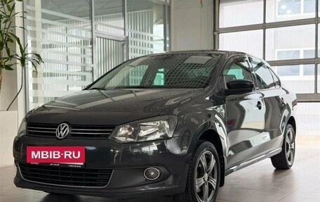 Volkswagen Polo VI (EU Market), 2014 год, 800 000 рублей, 2 фотография