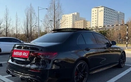 Mercedes-Benz E-Класс AMG, 2023 год, 9 700 000 рублей, 3 фотография
