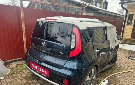 KIA Soul II рестайлинг, 2017 год, 380 000 рублей, 2 фотография