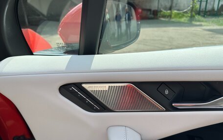 Jaguar I-Pace I, 2019 год, 4 800 000 рублей, 26 фотография