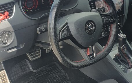 Skoda Octavia RS, 2019 год, 3 650 000 рублей, 7 фотография