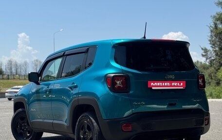 Jeep Renegade I рестайлинг, 2022 год, 2 120 000 рублей, 3 фотография