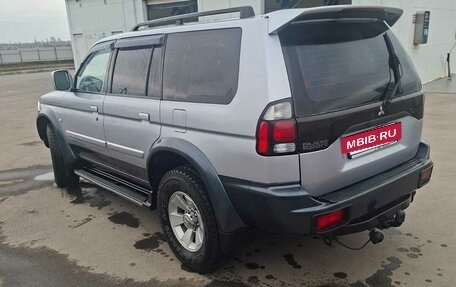 Mitsubishi Pajero Sport II рестайлинг, 2005 год, 1 070 000 рублей, 2 фотография