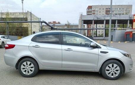 KIA Rio III рестайлинг, 2011 год, 740 000 рублей, 3 фотография
