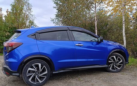 Honda Vezel, 2019 год, 1 820 000 рублей, 11 фотография