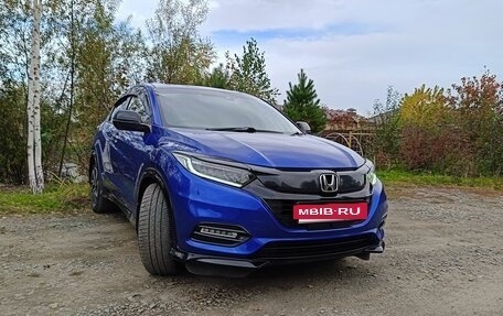 Honda Vezel, 2019 год, 1 820 000 рублей, 4 фотография