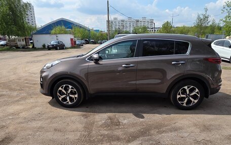 KIA Sportage IV рестайлинг, 2018 год, 2 000 000 рублей, 4 фотография