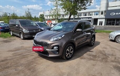 KIA Sportage IV рестайлинг, 2018 год, 2 000 000 рублей, 3 фотография