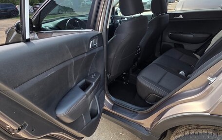 KIA Sportage IV рестайлинг, 2018 год, 2 000 000 рублей, 17 фотография