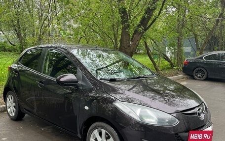 Mazda 2 III, 2011 год, 950 000 рублей, 3 фотография