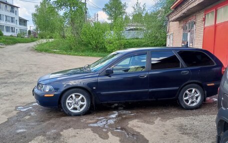 Volvo V40 I, 2004 год, 299 999 рублей, 3 фотография