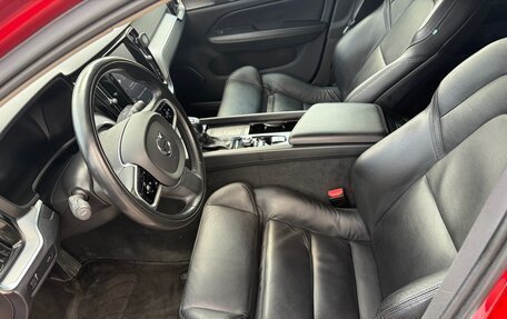 Volvo V60 II, 2019 год, 2 550 000 рублей, 11 фотография