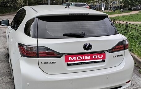 Lexus CT I рестайлинг, 2013 год, 1 150 000 рублей, 3 фотография