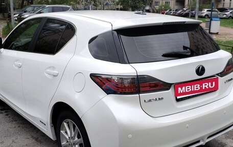 Lexus CT I рестайлинг, 2013 год, 1 150 000 рублей, 4 фотография