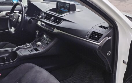 Lexus CT I рестайлинг, 2013 год, 1 150 000 рублей, 9 фотография