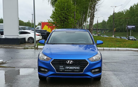 Hyundai Solaris II рестайлинг, 2017 год, 1 000 000 рублей, 6 фотография